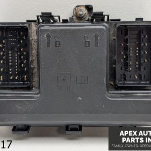 OEM 2013-2016 Lincoln MKZ Hybrid 2.5L Fuse Box Engine