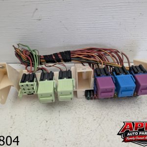 OEM 2006 BMW X5 3.0L Cabin Fuse Box