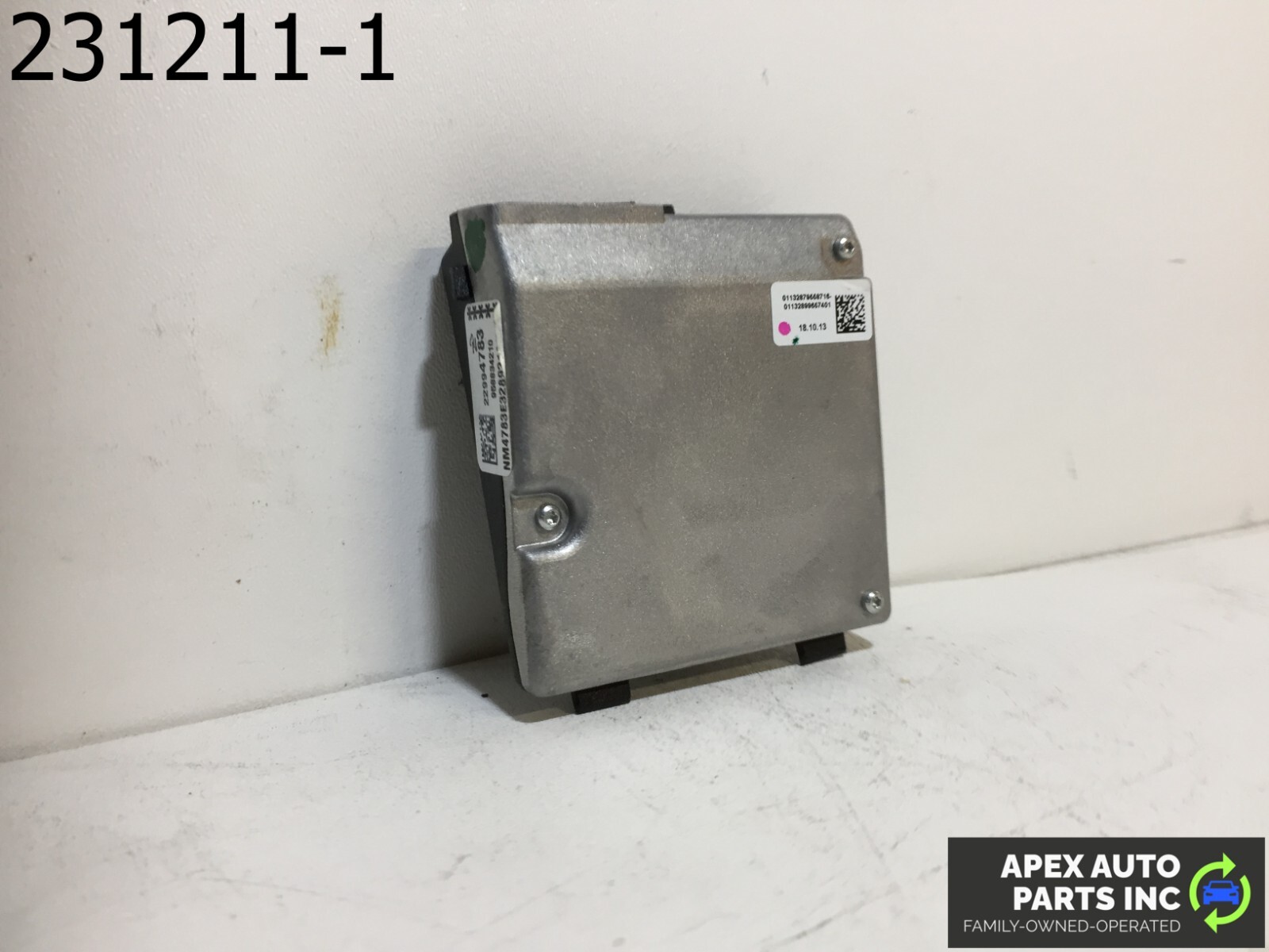 OEM GMC Terrain 2014 FRONT WINDSHIELD LANE DEPARTURE ASSIST CAMERA 86778065 - Image 2