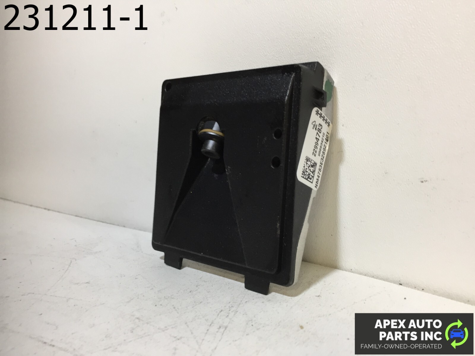 OEM GMC Terrain 2014 FRONT WINDSHIELD LANE DEPARTURE ASSIST CAMERA 86778065 - Image 6