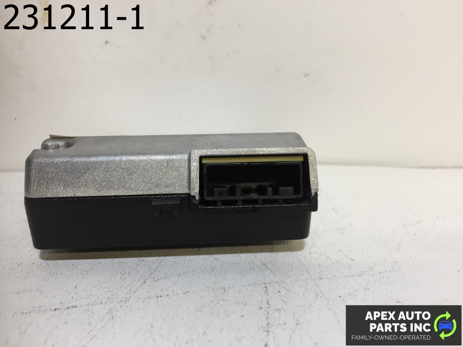 OEM GMC Terrain 2014 FRONT WINDSHIELD LANE DEPARTURE ASSIST CAMERA 86778065 - Image 7