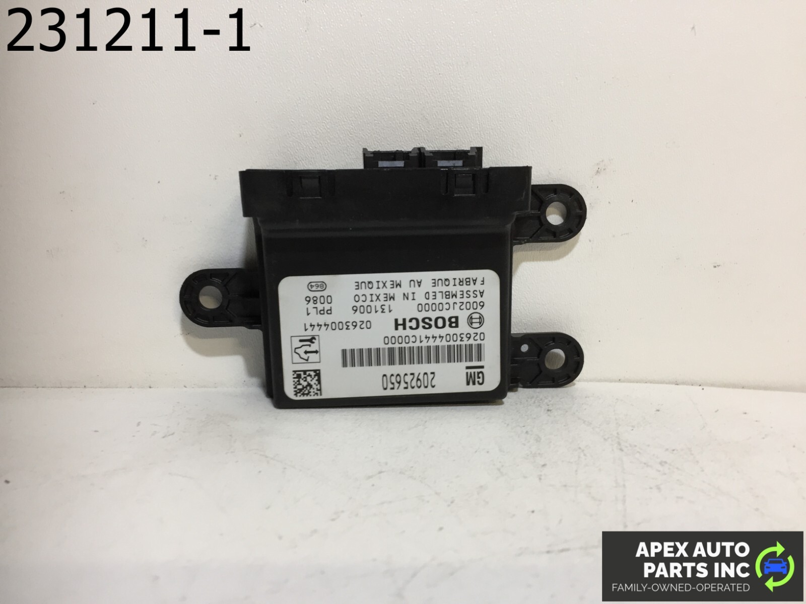 OEM GMC Terrain 2014 ECM REAR PARKING ASSIST OPT UD7