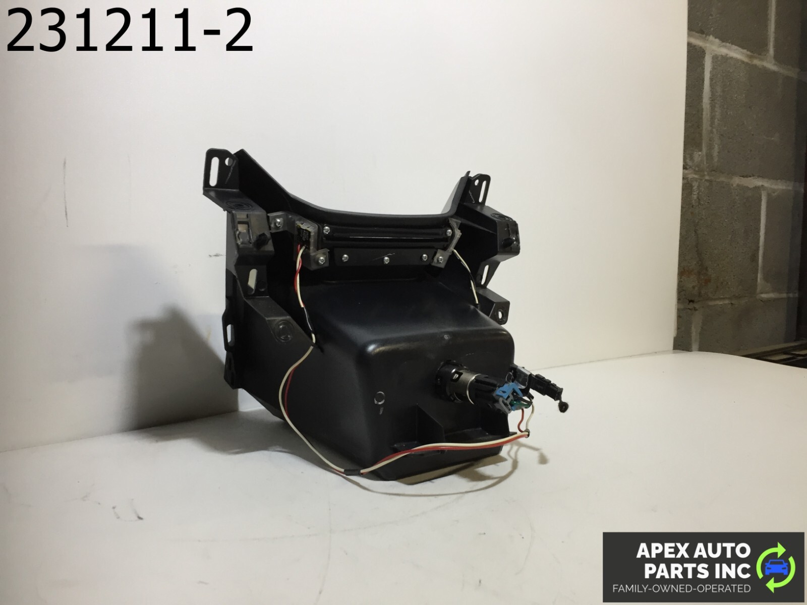 OEM GMC Terrain 2014 CENTER LOWER DASH STORAGE COMPARTMENT BOX TRAY BIN 20839830 - Image 5