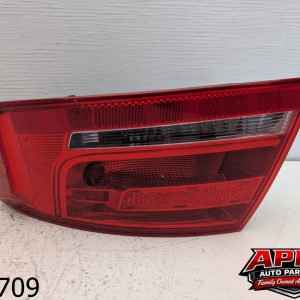 OEM 2009 Audi A4 2.0L Right Passenger Tail Light 163610