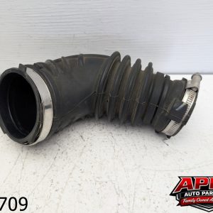 OEM 2009 Audi A4 2.0L  Air Intake Hose 06H129629 AZ0100