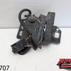 OEM 2008 Chevrolet Silverado 5.3L Hood Bonnet Release Latch Actuator Lock Catch