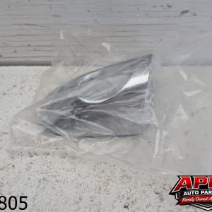 OEM 2019 Kia Sorento 2.4L Door Handle Lock Bezel LH Driver