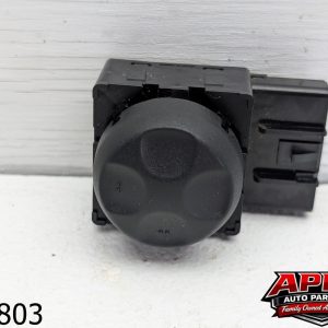 OEM 2013 Hyundai Santa Fe 2.0L FRONT LEFT SEAT LUMBAR SUPPORT CONTROL SWITCH