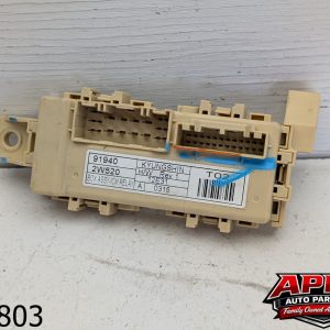 OEM 2013 Hyundai Santa Fe 2.0L  CABIN JUNCTION FUSE RELAY BOX 91940-2W540