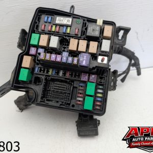 OEM 2013 Hyundai Santa Fe 2.0L Fuse Box Relay Module
