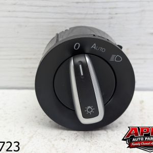 OEM 2012 Volkswagen Passat 2.5L Dashboard Headlight Switch Control