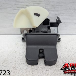 OEM 2012 Volkswagen Passat 2.5L Trunk Latch Lid Lock Actuator Motor