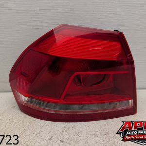 OEM 2012 Volkswagen Passat 2.5L Rear Left Driver Tail Light Lamp