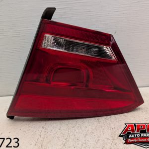 OEM 2012 Volkswagen Passat 2.5L Right Inner Tail Light Lamp