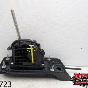 OEM 2012 Volkswagen Passat 2.5L  Auto Floor Gear Shift Shifter Assembly