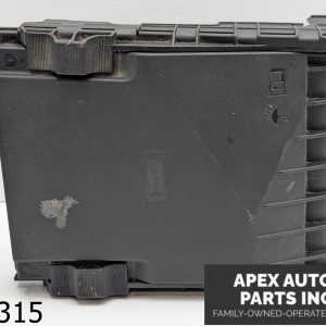 OEM 2016 Volkswagen Tiguan 2.0L Fuse Box Relay Module Cover