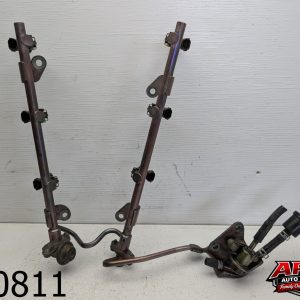 OEM 2005 Nissan 350Z 3.5L Fuel Injectors Rail Pressure Regulator