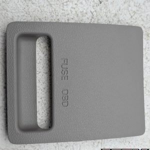 OEM 2015 Hyundai Sonata 2.4L LIGHT GRAY INTERIOR ACCESS PANEL FUSE BOX COVER