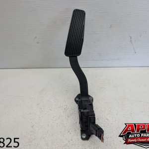 OEM 2011 Volkswagen Routan Accelerator Gas Pedal