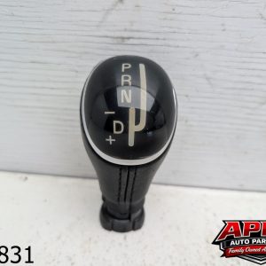 OEM 2014 Fiat 500L 1.4L Shifter Knob