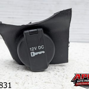 OEM 2014 Fiat 500L 1.4L 12V POWER OUTLET CAP COVER IGNITION FEED