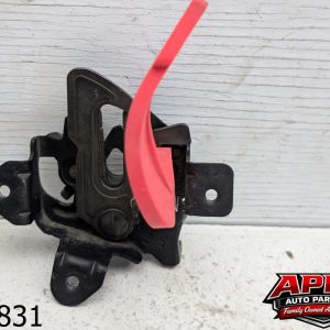 OEM 2014 Fiat 500L 1.4L Front Hood Bonnet Lock Latch Catch
