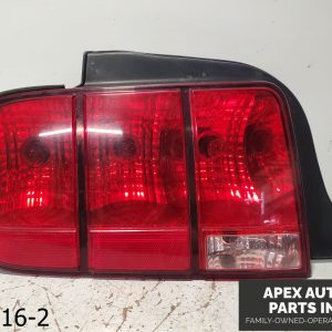 OEM 2005-2014 Ford Mustang 4.0L LH TAILLIGHT WWIRING HARNESS