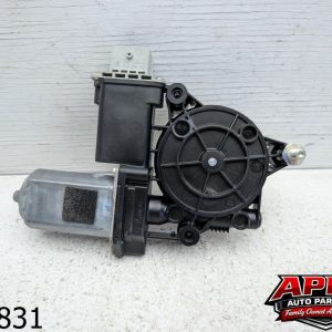 OEM 2014 Fiat 500L 1.4L front Right Passenger door window motor regulator