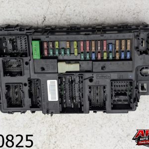 OEM 2013 Ford Fusion Hybrid 2.0L Cabin Interior Fuse Box Junction Block Assembly