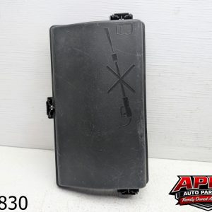 OEM 2011 Cadillac SRX 3.0L Engine Fuse Box Relay Junction Block Panel Lid