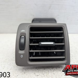 OEM 2010 Volvo V50 2.4L FRONT PASSENGER RIGHT SIDE DASH A/C AIR VENT