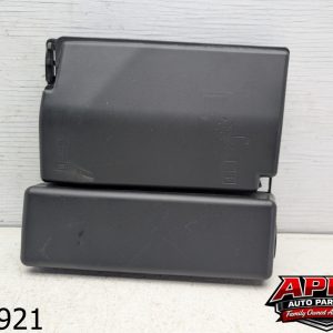 OEM 2015 Volkswagen Passat 1.8L  Fuse Box Relay Module Cover