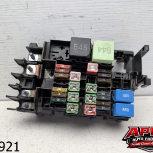 OEM 2015 Volkswagen Passat 1.8L FUSE BOX RELAY