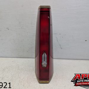 OEM 1988 Cadillac Fleetwood 4.5L  DRIVER LEFT TAIL LIGHT