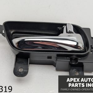 OEM 2013 Infiniti QX56 5.6L Front Right Passenger Side Interior Door Handle