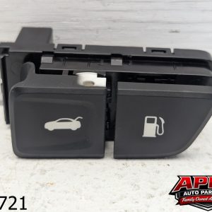 OEM 2014 Hyundai Azera 3.3L Rear Trunk Fuel Door Release Switch