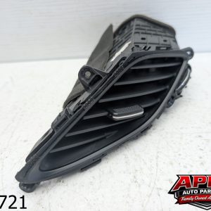 OEM 2014 Hyundai Azera 3.3L Center Dashborad/ Right A/C Air Vent Grill Assembly