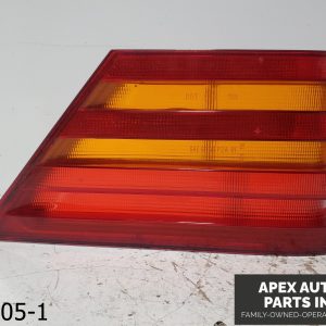 OEM 1992-1995 Mercedes 400 SE 4.2L Right Passenger Taillight
