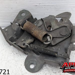 OEM 2002 Mitsubishi Montero 3.5L Bonnet Catch Hood Lock