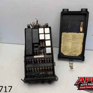 OEM 1996 Mercedes 420SEL 4.2L  Main Electrical Fuse/Relay Box w/ Housing & Lid