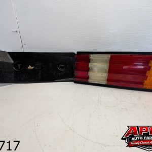 OEM 1996 Mercedes 420SEL 4.2L Tail Light Assembly Right Passenger Side