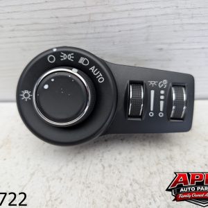 OEM 2015 Chrysler 200 2.4L Dash Head Light Switch