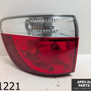 OEM 2013 Dodge Durango 3.6L Driver Tail Light Quarter Panel Mounted