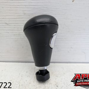 OEM 2007 Audi A6 3.0L shifter knob