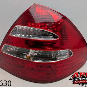 OEM 2004 Mercedes E320 Right Passenger Tail Light Assembly RH