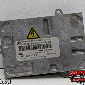 OEM 2004 Mercedes E320 Xenon HID Headlight Ballast