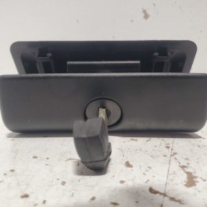 OEM 2009-2011 BMW 328i 3.0L DRIVER DOOR GLOVEBOX LOCK CYLINDER KEY
