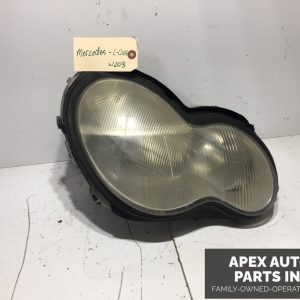 OEM 01-04 Mercedes W203 C230 C32 AMG Right Passenger Headlight Head Lamp Halogen