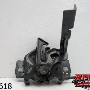 OEM 2005 Ford F-250 5.4L Hood Lock Latch Assembly