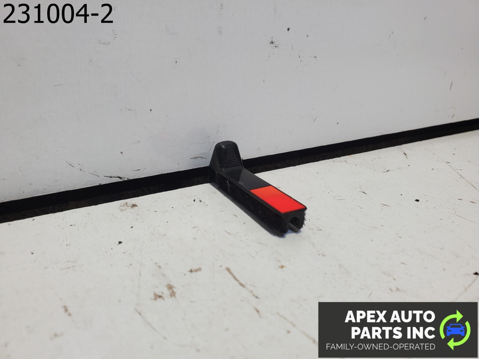 OEM 1984 Pontiac Fiero DOOR LOCK SLIDE KNOB NOS GM 218 - Image 2